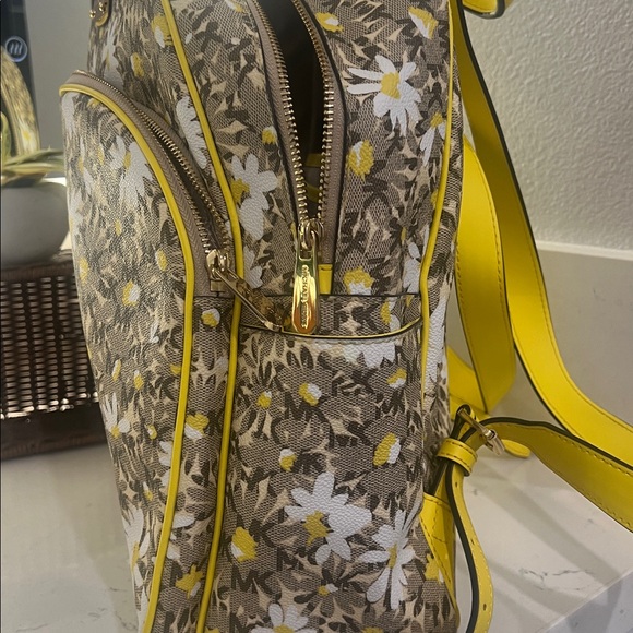 Michael Kors Floral Yellow Backpack with MK logo - Picture 16 of 17